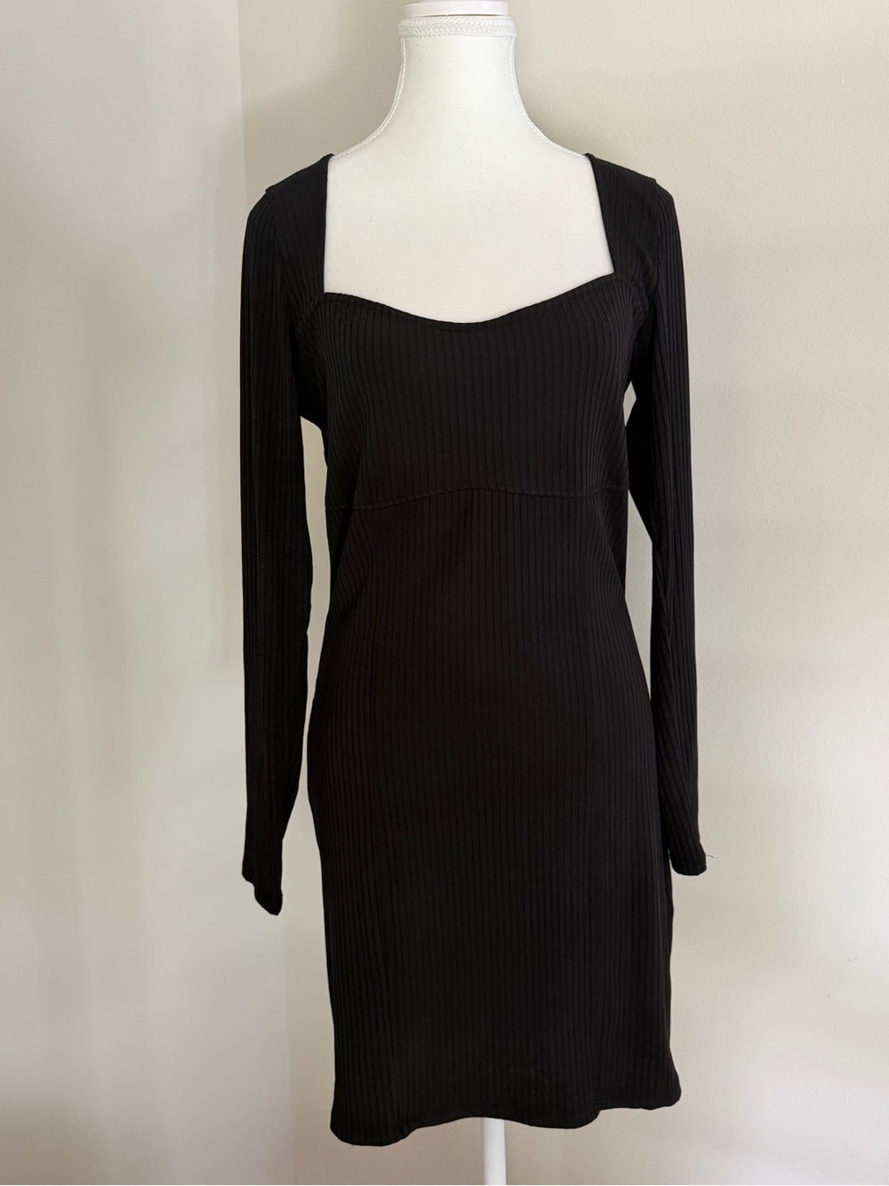 H&M Divided Black Ribbed Long-Sleeve Square-Neck Dress